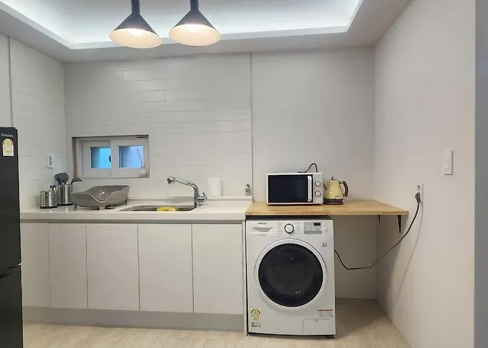 복층하우스, White Linen House Apartment Seoul