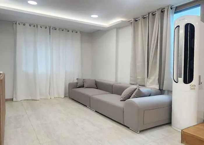 Apartment 복층하우스, White Linen House Seoul