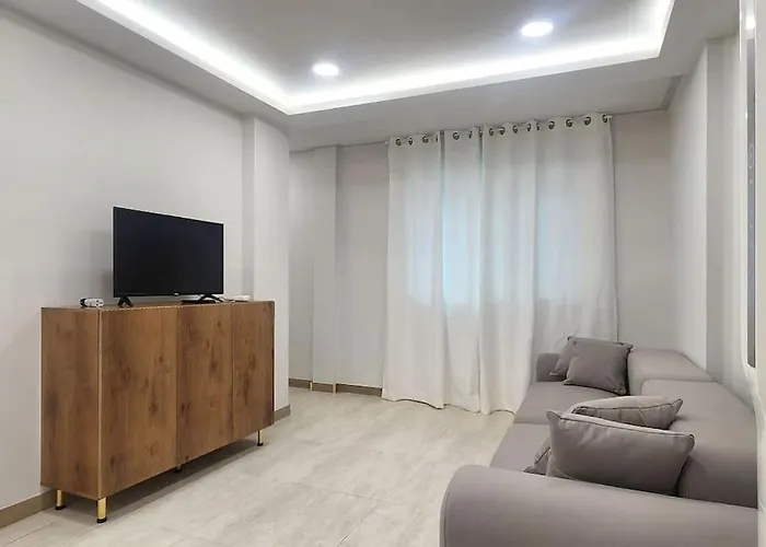 Apartment 복층하우스, White Linen House